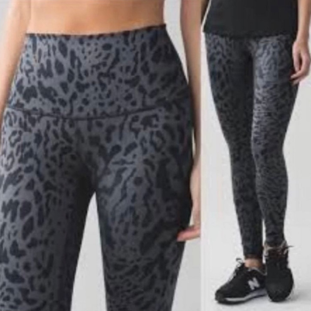Lululemon Athletics Wunder Under roll down leggings